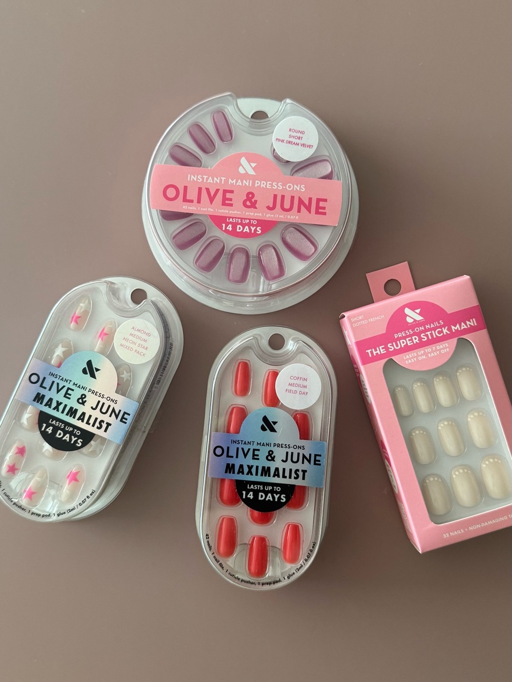 Olive & June Press-On Nails Bundle of 4